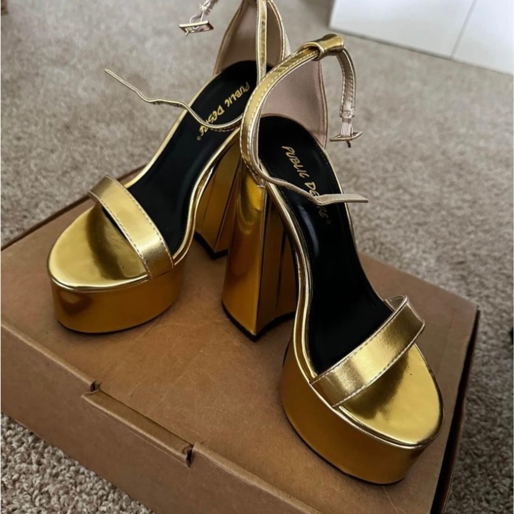 Gold Platform Heels in Gold - Picture 2 of 3